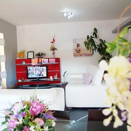 Pensión Villacristiano Marano Marchesato