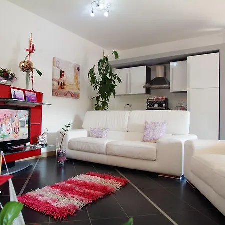 Pensión Villacristiano Marano Marchesato